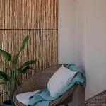 Valley House 4* 滨海阿泽尼亚什