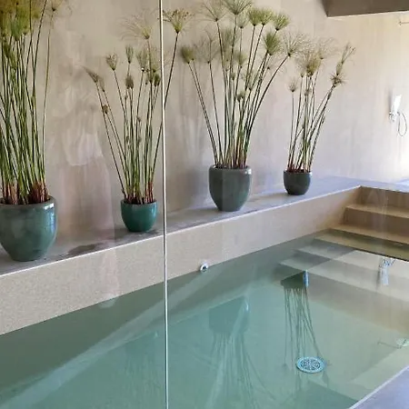 Bed & Breakfast Valley House 4*