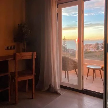 Valley House Bed & Breakfast 4*