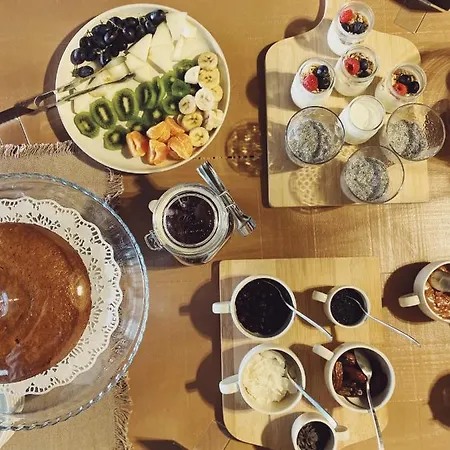 Bed & Breakfast Valley House 4*