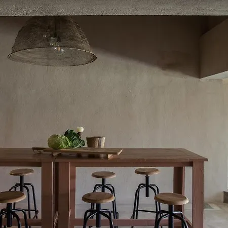 Valley House Couette-café 4*