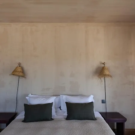 Valley House Couette-café 4*