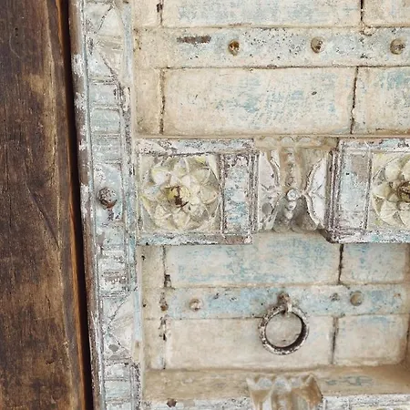 Couette-café Valley House 4*