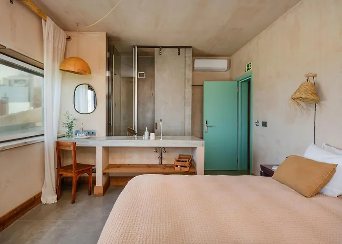 Bed & Breakfast Valley House Azenhas do Mar